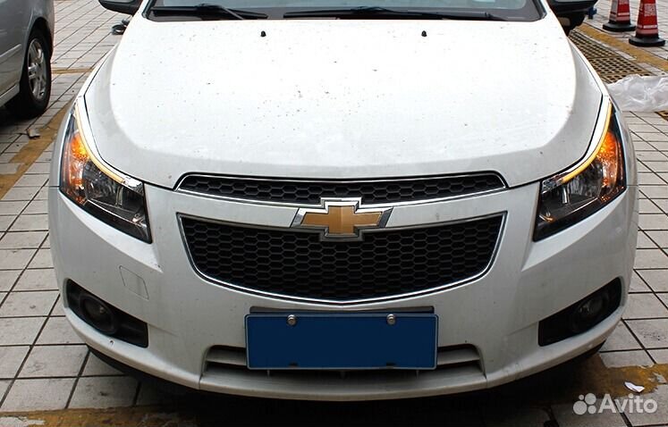 Светодиодные реснички на фары Chevrolet Cruze