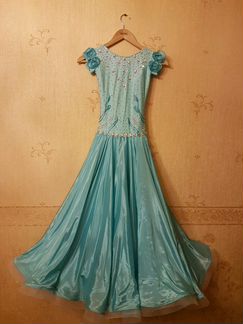Платье для бальных танцев (стандарт)