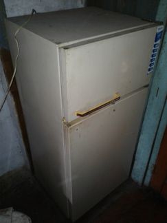 Холодильник 2 камерный рабочий