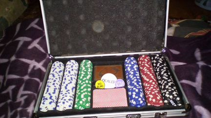 Покер в кейсе