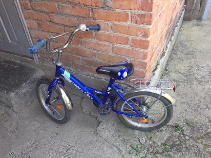 Продам детский велосипед на возраст 5-6 лет