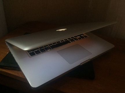 Продам MacBook Pro 15 intel core i5
