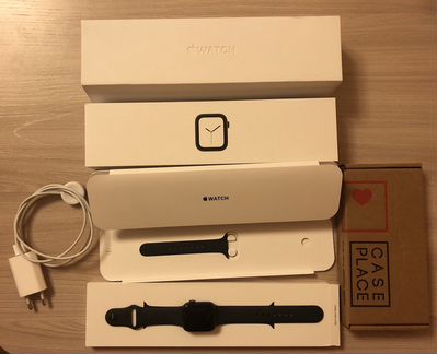 Apple Watch 4 Space Gray 40mm