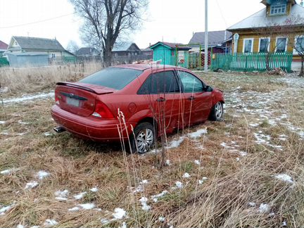Ford Focus 2.0 AT, 2001, битый, 100 000 км