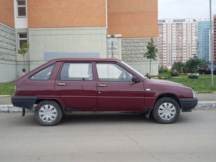 ИЖ 2126 1.6 МТ, 2002, 70 000 км
