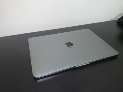 Apple MacBook Pro 13 / 2017