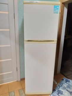 Большой холодильник Stinol