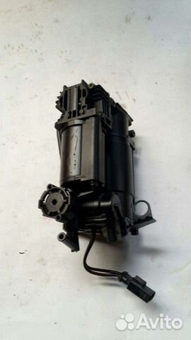 Компрессор пневмоподвески на Mercedes W211 E