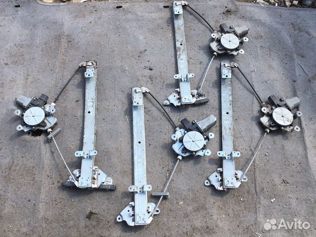 Стеклоподъемник задний Митсубиси Лансер IX