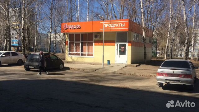 Продавец в продуктовый магазин