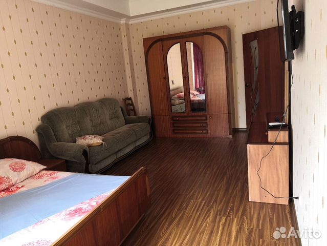 

1-к. квартира, 50 м², 1/5 эт.