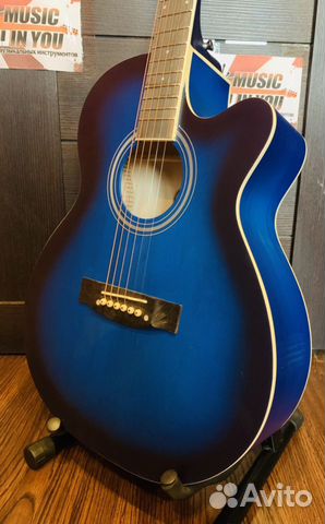Акустическая гитара + аксессуар