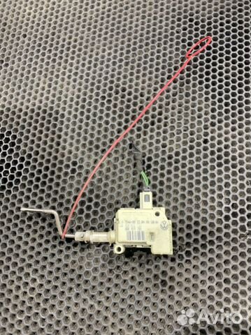 Активатор замка бензобака Ауди A6 C5 Audi