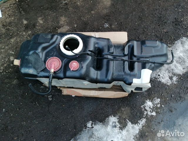 Топливный бак Toyota Land Cruiser Prado 120