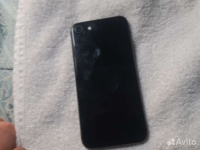 Телефон iPhone 8 64 gb