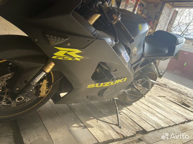 Suzuki GSX-R 750 K4