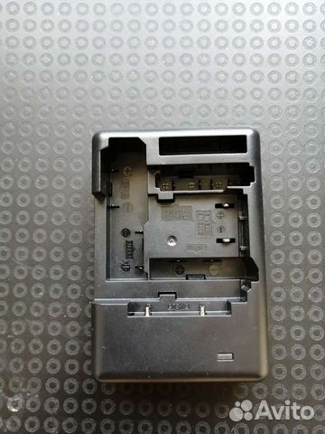 Универсальное арядное устройство для Nikon