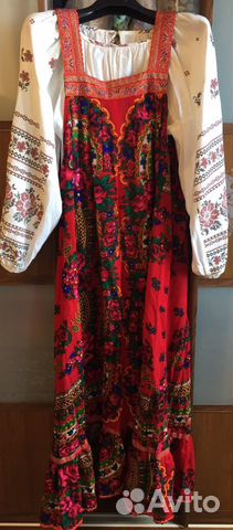 Русско-народный костюм женский