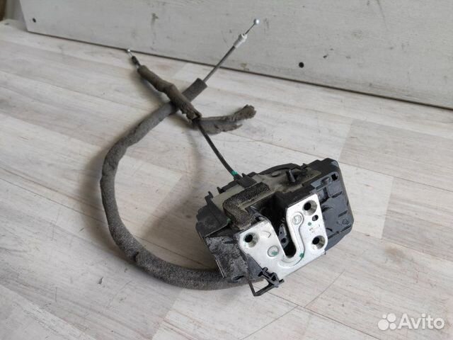 Замок двери задний левый Nissan Qashqai Vi 2008
