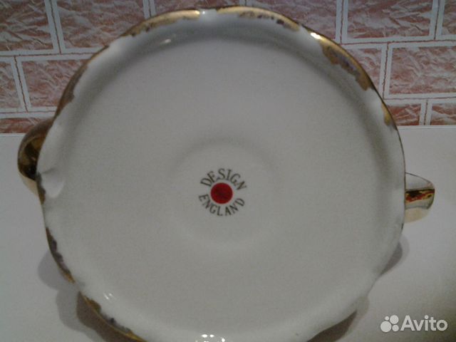 Новый компактный чайный сервиз, на подставке