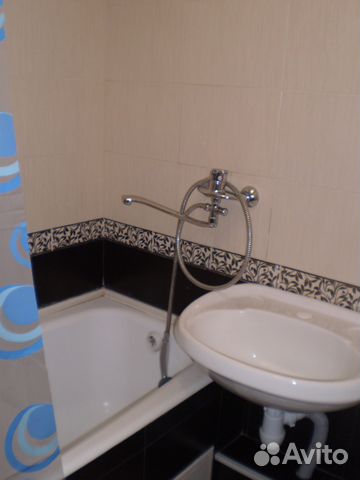 1-к квартира, 42 м², 2/10 эт.