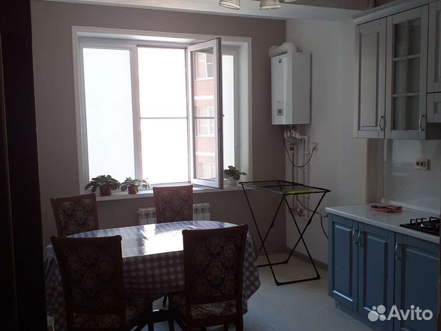 

1-к. квартира, 40 м², 4/10 эт.