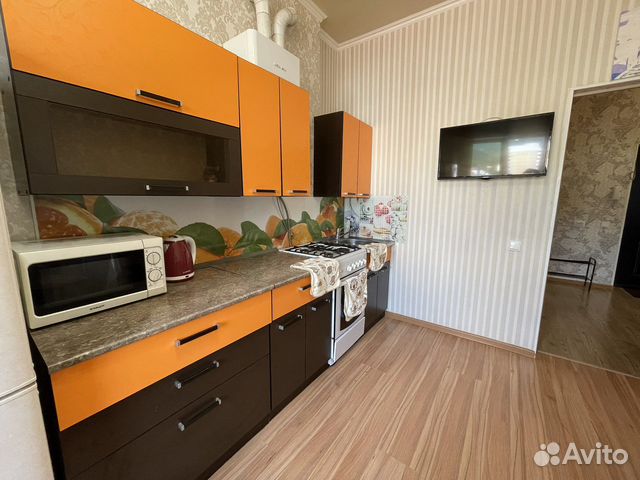 

1-к. квартира, 42 м², 4/6 эт.