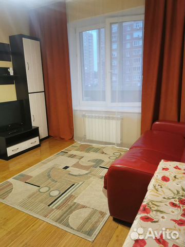

1-к. квартира, 42 м², 3/17 эт.
