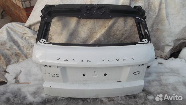 Дверь багажника Range Rover Evoque Дверь багажника Range Rover Evoque