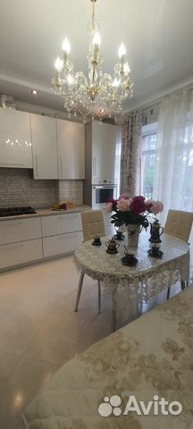 

1-к. квартира, 40 м², 1/9 эт.
