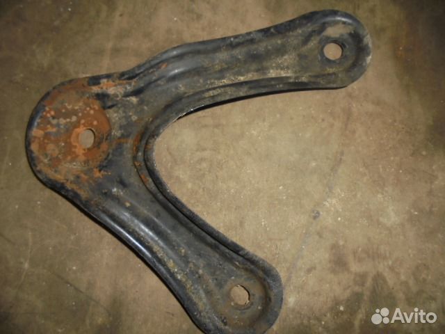 Кронштейн подрамника Toyota RAV 4 07-16 г. в Кронштейн подрамника Toyota RAV 4 07-16 г. в