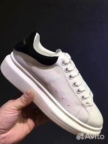 Женские кожаные кроссовки белые Женские кожаные кроссовки белые