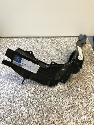 Панель под фару Mercedes