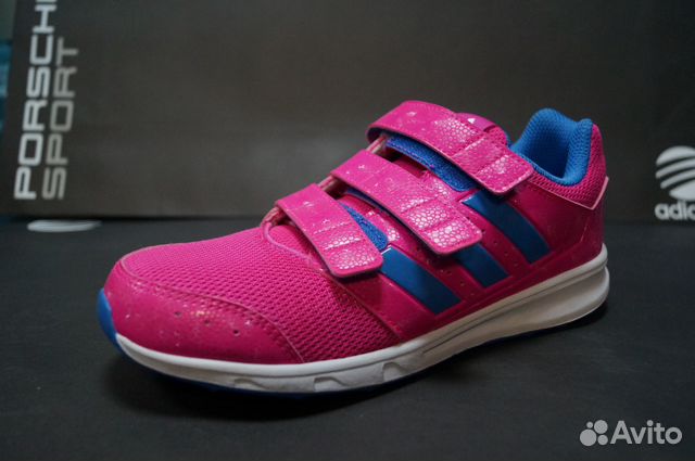 Новые кроссовки Adidas AQ3730 детские/женские Новые кроссовки Adidas AQ3730 детские/женские