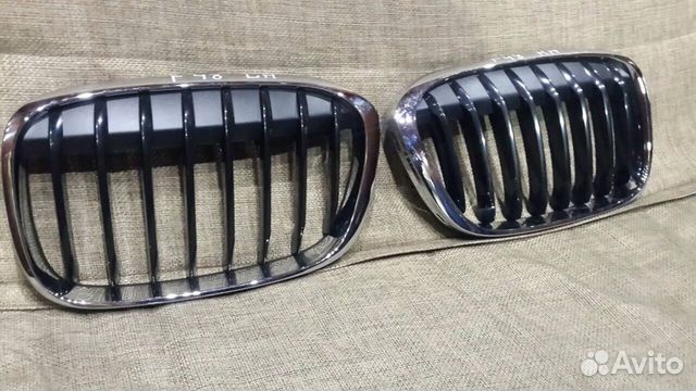 Решетка радиатора-BMW X1 F48 BMW F49