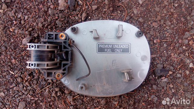 Лючок бензобака на инфинити FX 06г