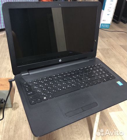 Ноутбук HP 15-ac003ur