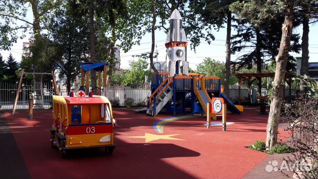 Бесшовные резиновые покрытия и детские площадки Бесшовные резиновые покрытия и детские площадки