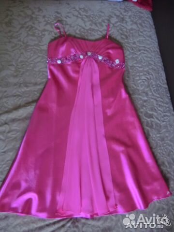 Красивое коктейльное платье Красивое коктейльное платье