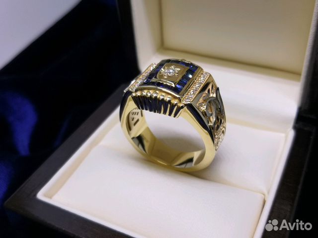 Золотое кольцо с Сапфирами и Бриллиантами Золотое кольцо с Сапфирами и Бриллиантами