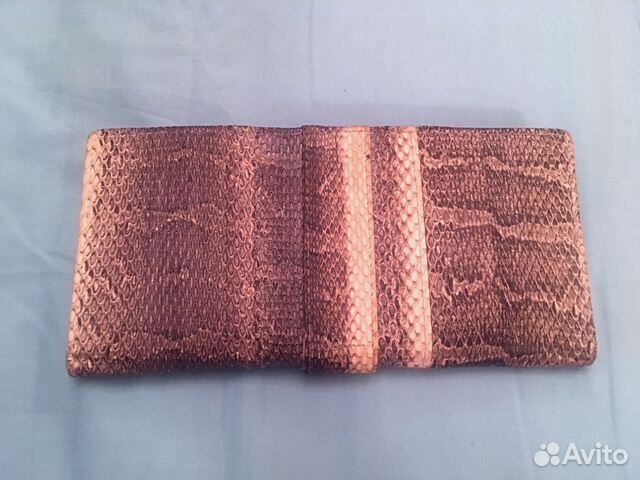 Кошелек из змеиной кожи Кошелек из змеиной кожи
