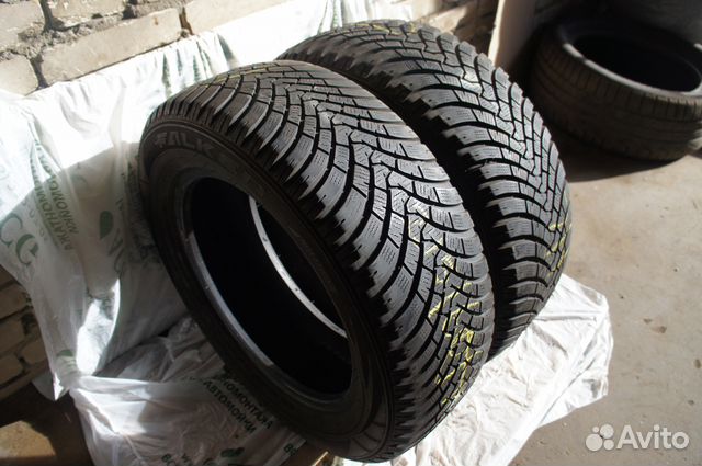 Зимние шины бу R16 215/60/16 Falken пара Зимние шины бу R16 215/60/16 Falken пара