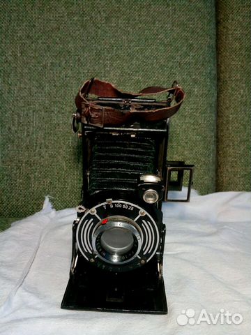 Старинный довоенный фотоаппарат (с гармошкой )