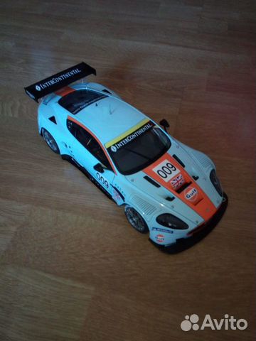 Aston martin DBR 9 AutoArt gulf racing test