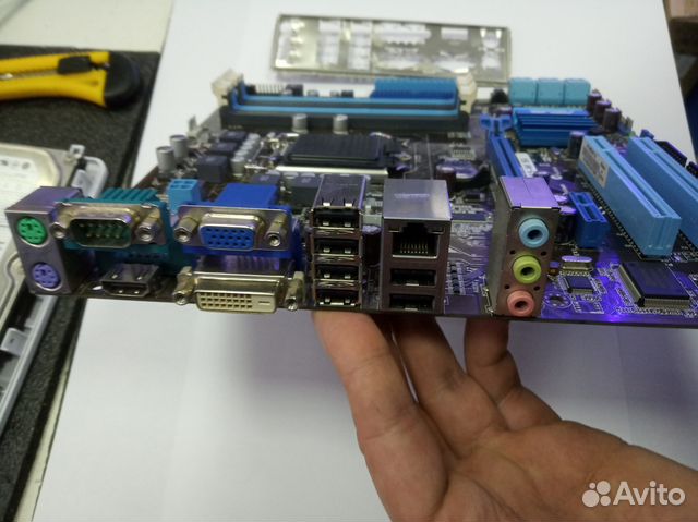 Материнская плата asus P7H55-M SI LGA 1156 сокет Материнская плата asus P7H55-M SI LGA 1156 сокет