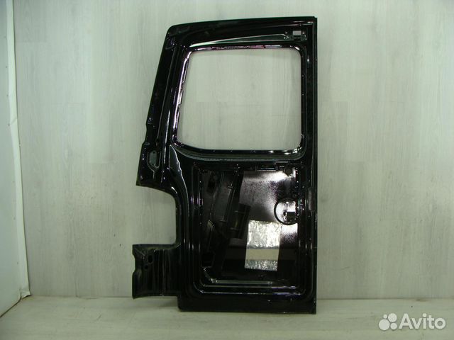 Дверь задка правая Volkswagen Transporter T5 2003 Дверь задка правая Volkswagen Transporter T5 2003
