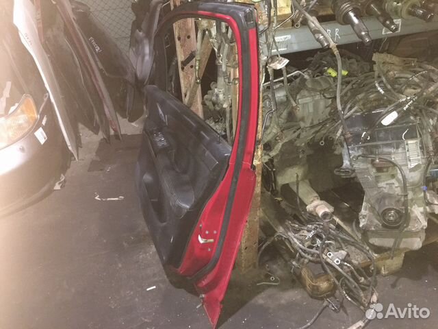 Дверь передняя правая Honda Odyssey RB1 RB2 Одиссе