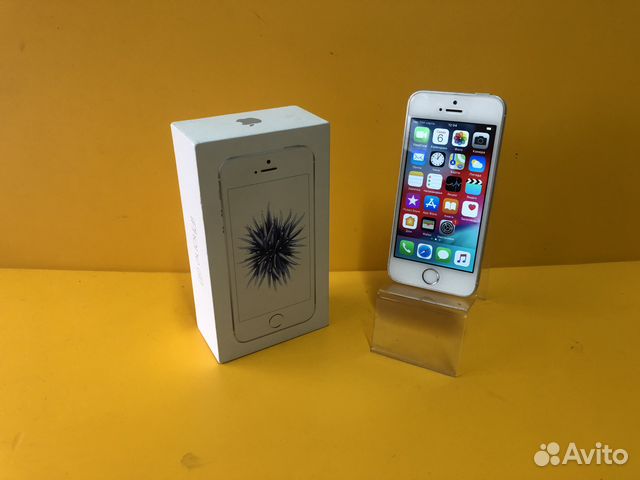 Apple iPhone SE 32GB Silver Ростест