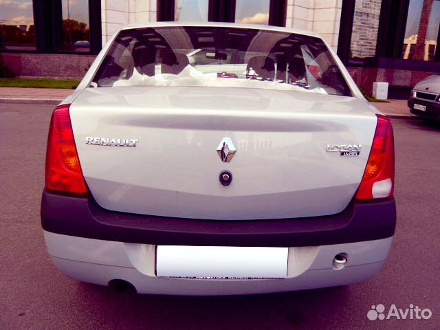 Бампер задний Renault Logan, б/у, с 2005 г Бампер задний Renault Logan, б/у, с 2005 г