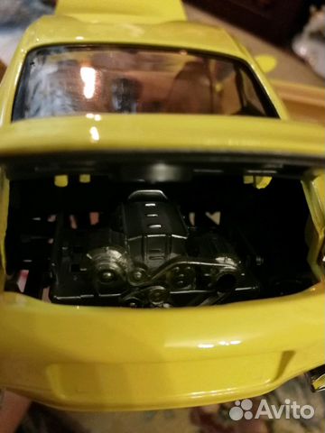 Машинка модель Bburago Porsche Carrera 911 (1997) Машинка модель Bburago Porsche Carrera 911 (1997)
